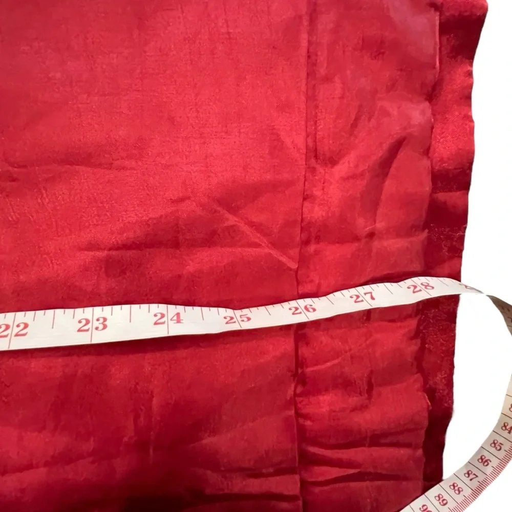 N/A red satin